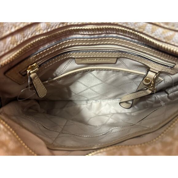 Michael Kors Jet Set Travel Large Logo Messenger - Tan - Picture 6 of 10